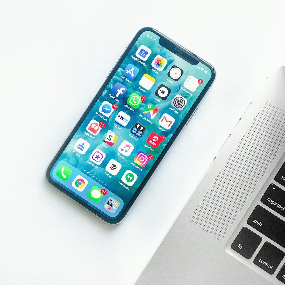 泛亚电竞 APP 赛程与赛事列表界面示意